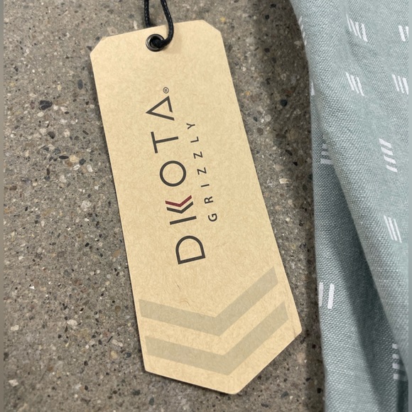 NWT Men's Dakota Grizzly Waylon Button Up Shirt size XL - Picture 5 of 9